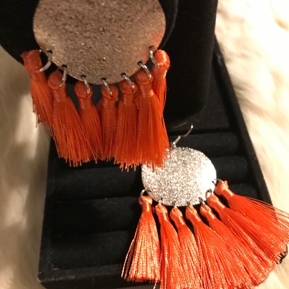 Earrings - Picture 2 of 7